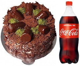 4-6 Kişilik Çikolatalı Muzlu Pasta 1 Litre Cola