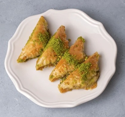 Hafif Lezzetli 1000 Gr Fıstıklı Şöbiyet