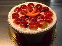 Taze Çilekli 9-12 Kişilik Büyük Yaş Pasta